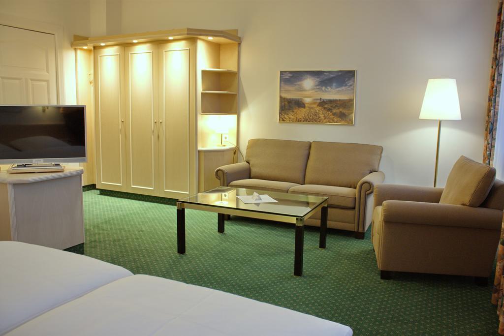Hotel Westfalenhof Juist Bagian luar foto