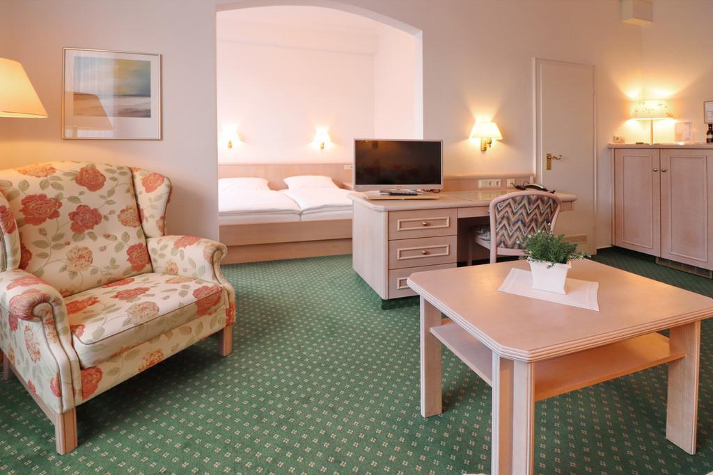 Hotel Westfalenhof Juist Bagian luar foto